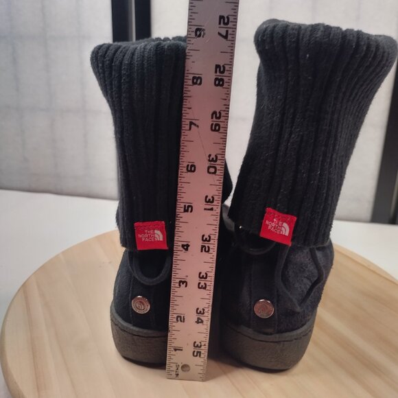 The North Face Black Suede & Cable Knit Distressed Snow Boots Women US 7 - Picture 8 of 15